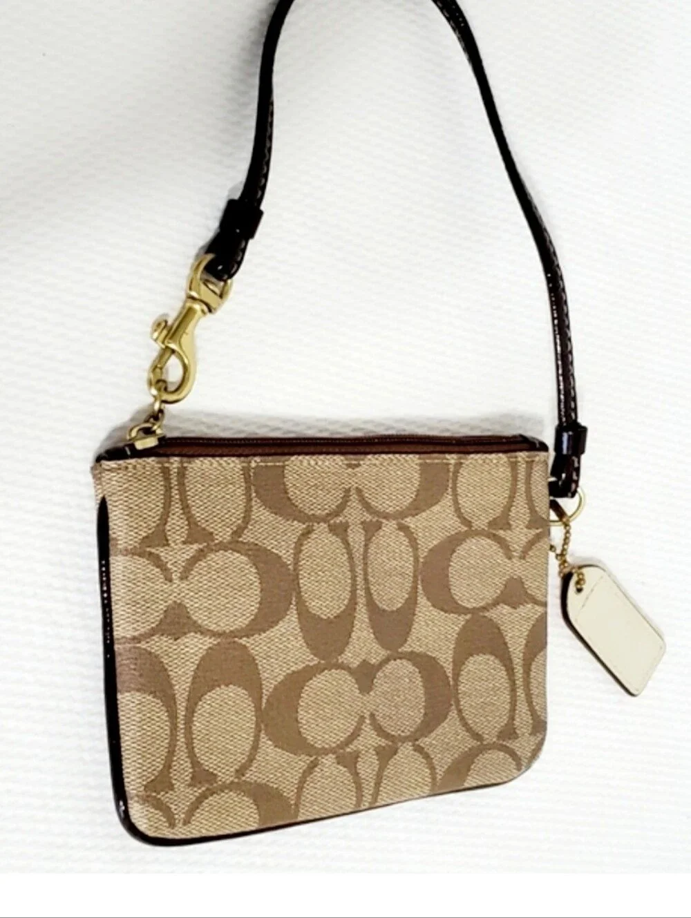 Coach Heritage Stripe Collection Zip Wristlet